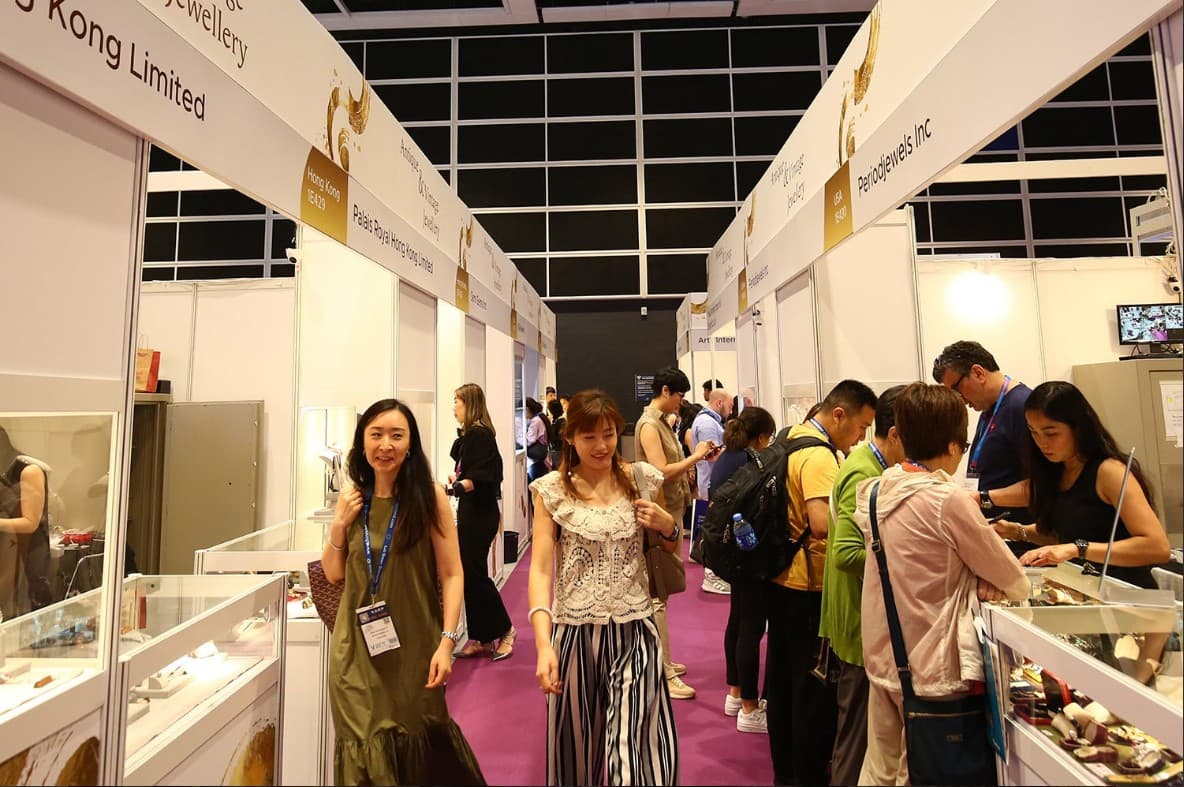 Hong Kong Jewellery Exhibition - Image 7