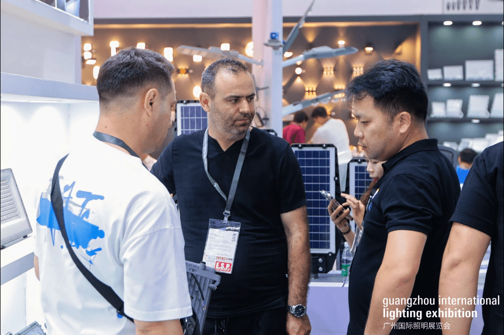 Guangzhou International Lighting Exhibition - Image 7