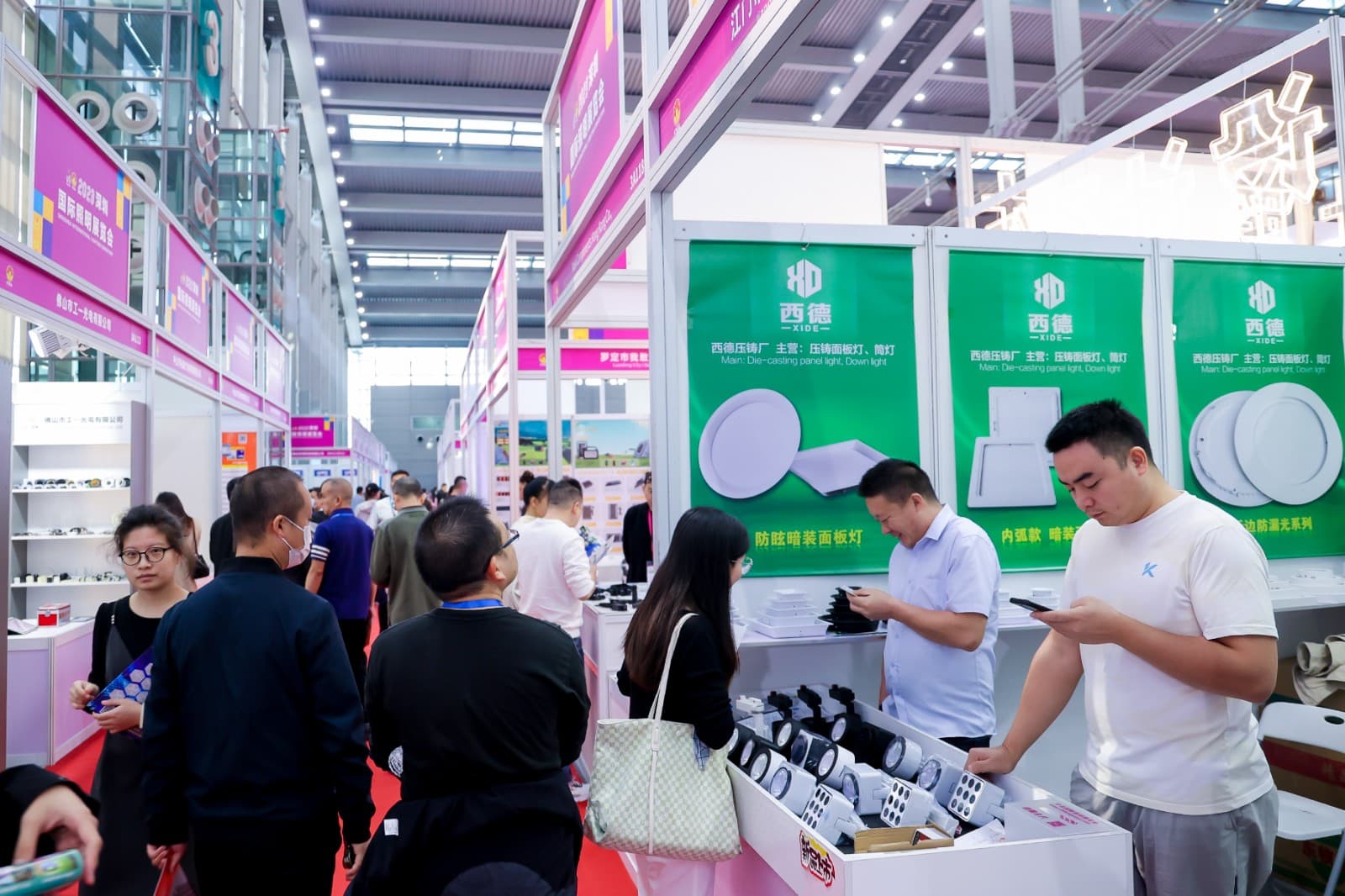 Yiwu International Lighting Exhibition - Image 3